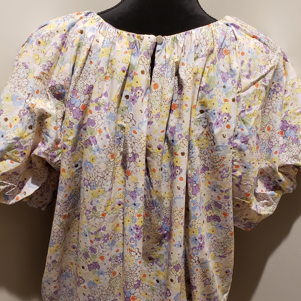 Levi's Women's Akiko Blouse - Picture 9 of 11